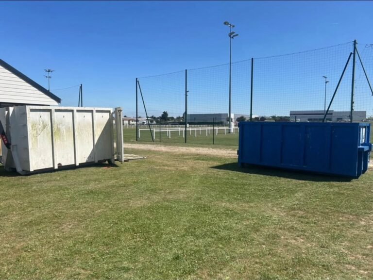 Js-location-benne-76 - Comment choisir la benne idéale pour une location courte durée et optimiser vos déchets en 2025 ? - Featured Image 1